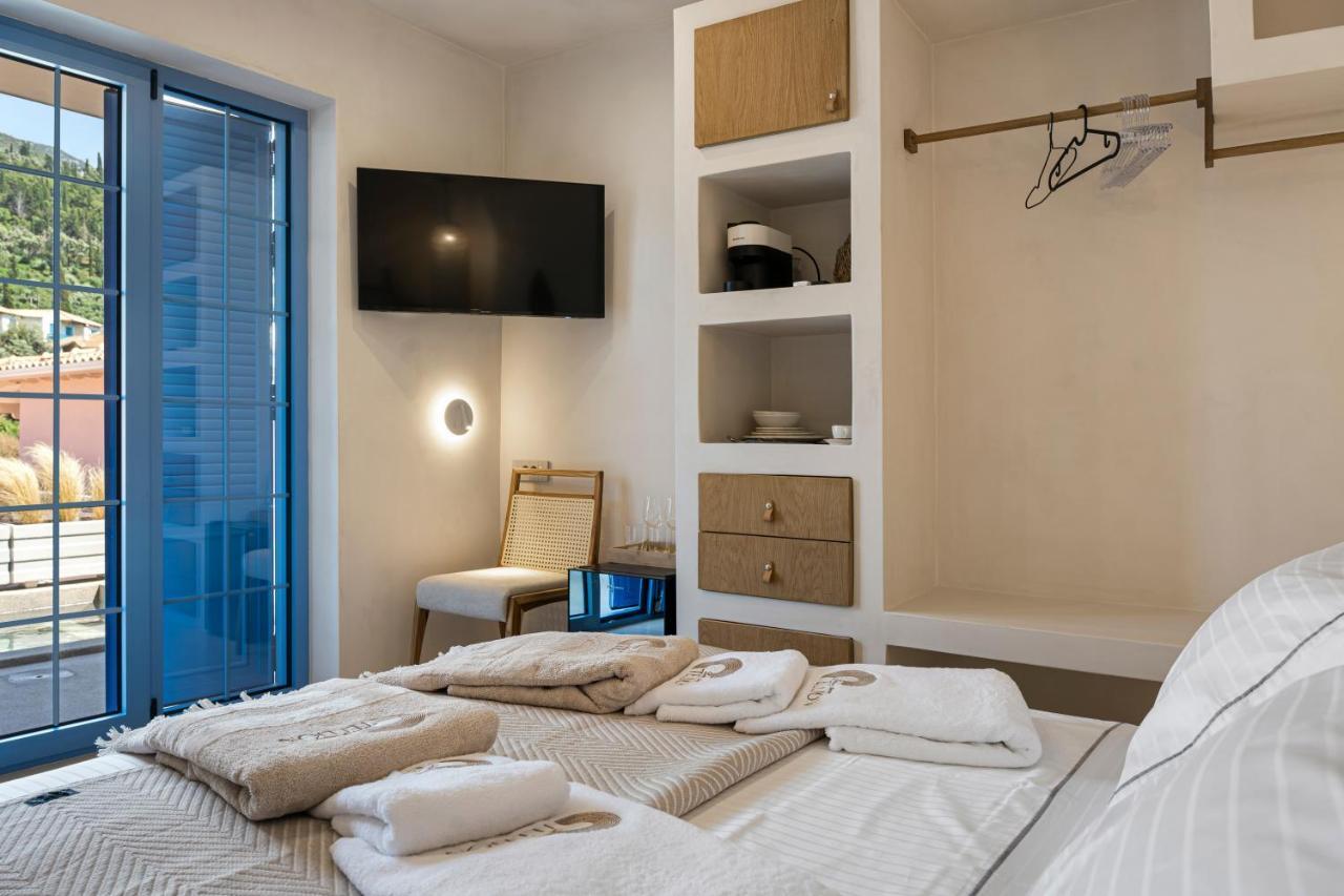 Tellion Suites Áyios Nikítas エクステリア 写真